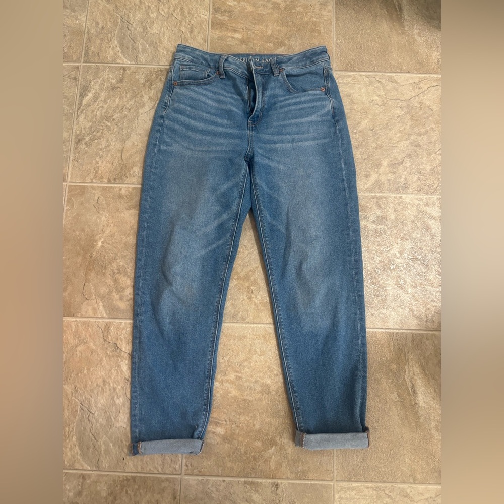 AMERICAN EAGLE Blue Denim Mom Jean US Size 8